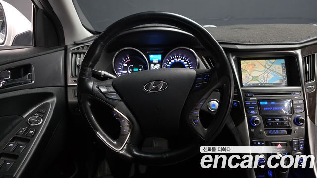 Hyundai Sonata 2014 — photo 13