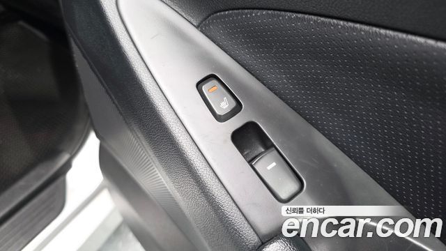 Hyundai Sonata 2014 — photo 18