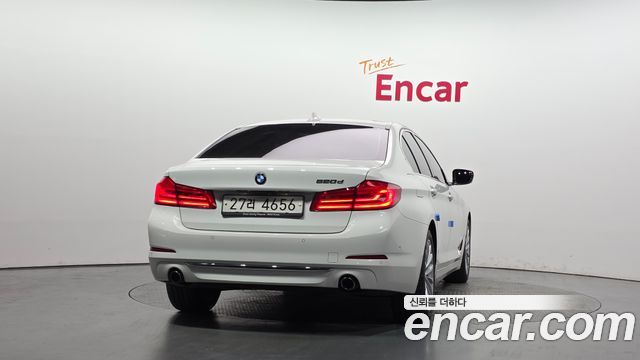BMW 5-Series 2018 — photo 4