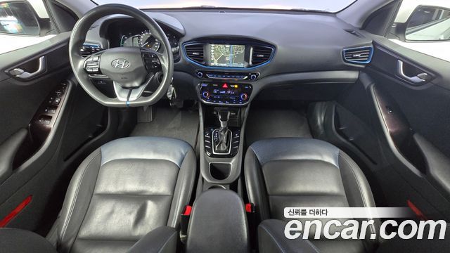 Hyundai Ioniq 2016 — photo 7