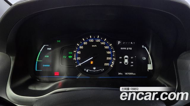 Hyundai Ioniq 2016 — photo 8