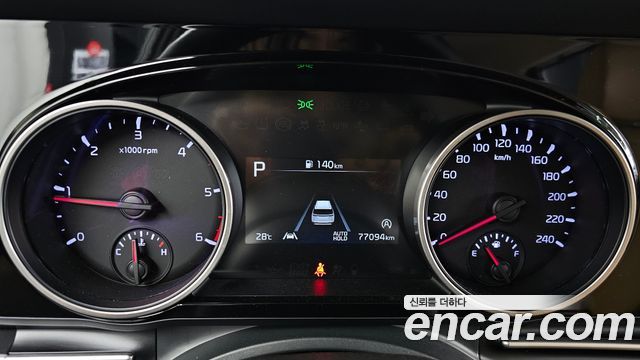 Kia Canival 2021 — photo 8