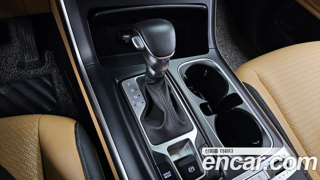 Kia Canival 2021 — photo 9