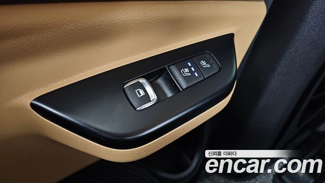 Kia Canival 2021 — photo 19