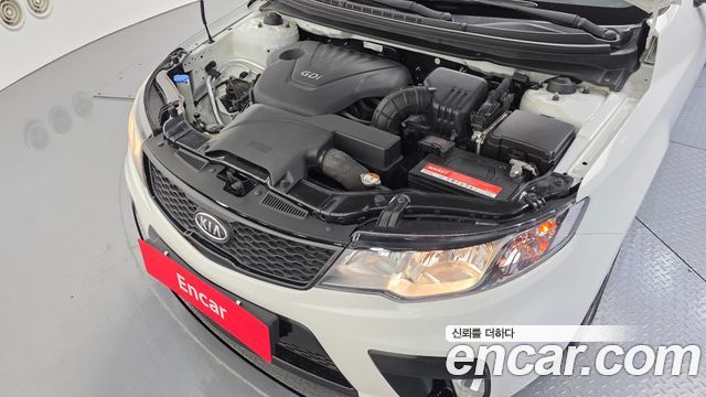 Kia Porte 2013 — photo 6
