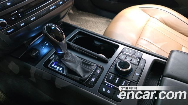 Hyundai Genesis 2014 — photo 9