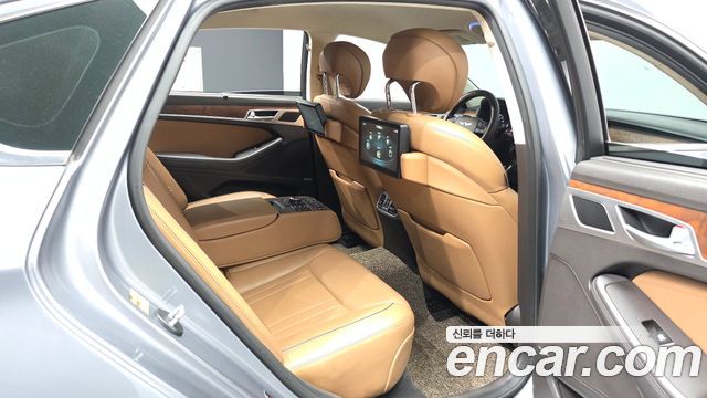 Hyundai Genesis 2014 — photo 12