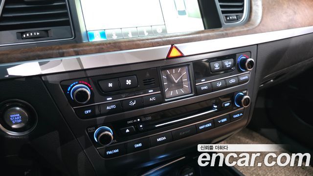 Hyundai Genesis 2014 — photo 16