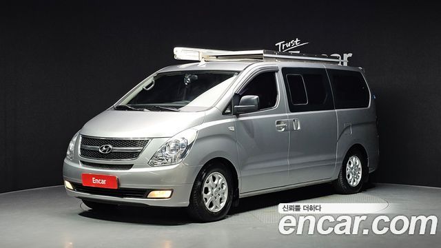 Hyundai Starex 2015 — photo 1