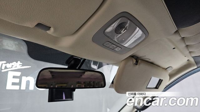 Hyundai Starex 2015 — photo 13