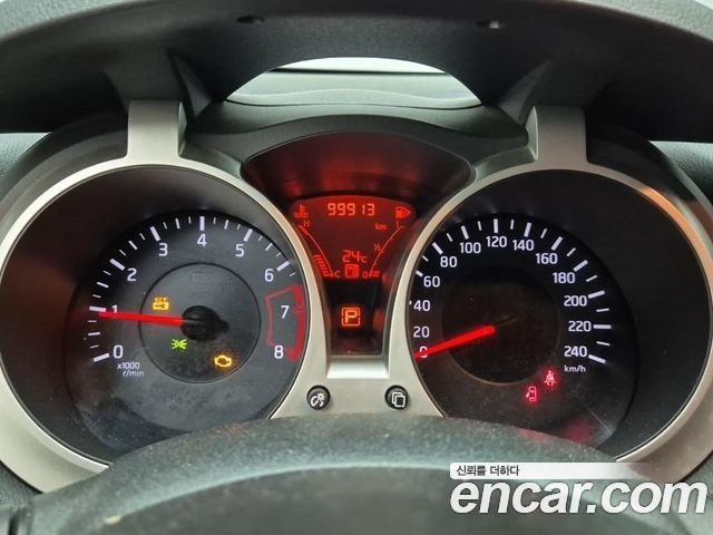 Nissan Juke 2014 — photo 19