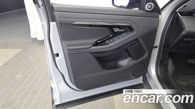 Land Rover Range Rover Evoque 2020 — photo 14