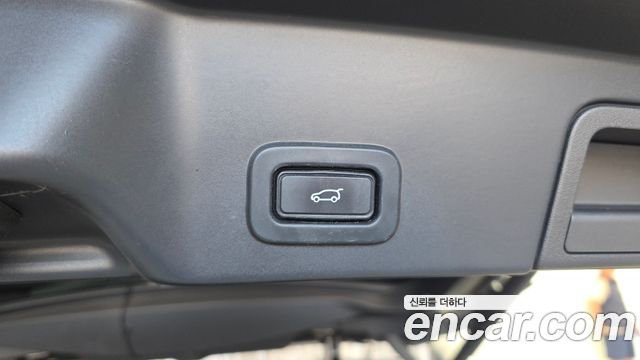 Land Rover Range Rover Evoque 2020 — photo 16