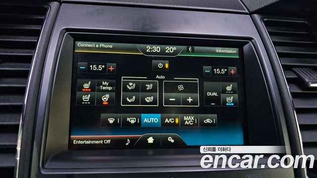 Ford Taurus 2015 — photo 17