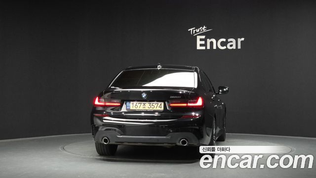 BMW 3-Series 2022 — photo 4