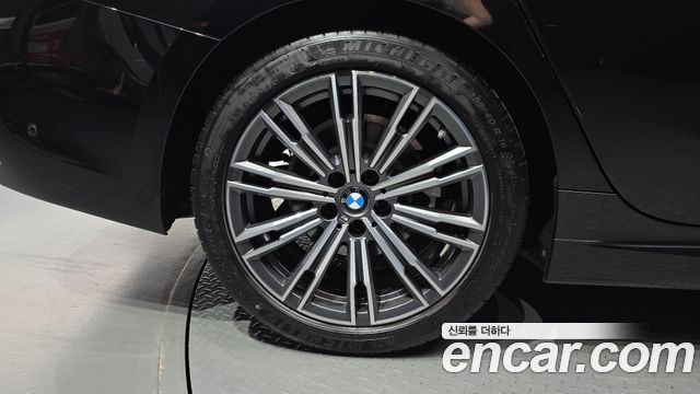 BMW 3-Series 2022 — photo 5
