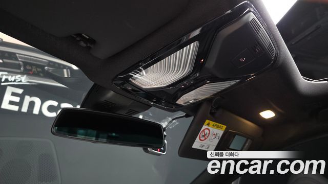 BMW 3-Series 2022 — photo 24
