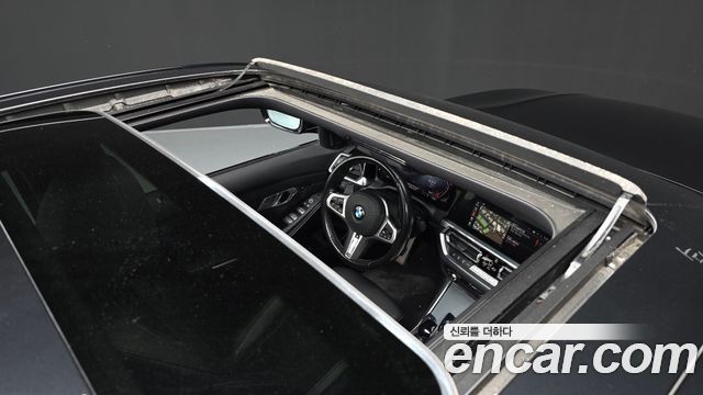 BMW 3-Series 2022 — photo 26