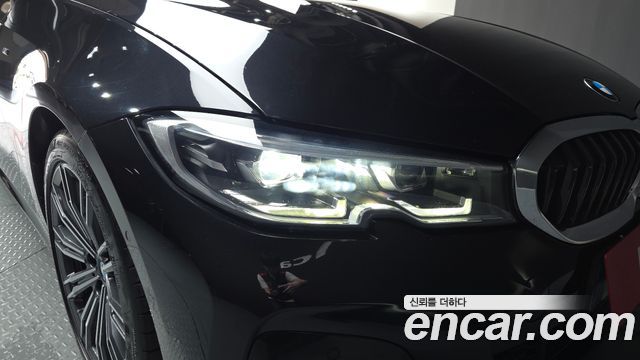 BMW 3-Series 2022 — photo 8