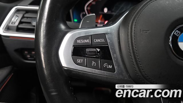 BMW 3-Series 2022 — photo 28