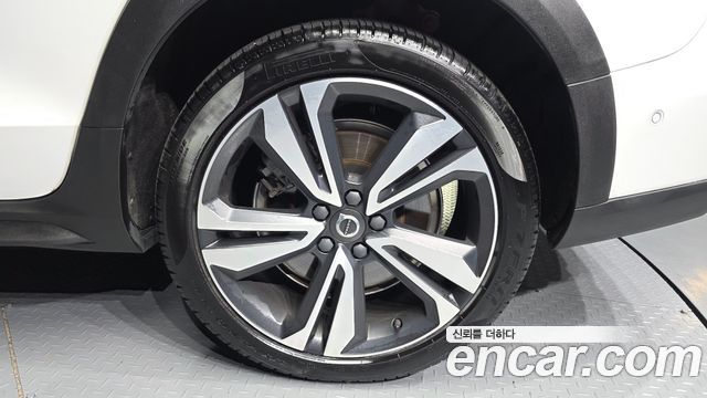 Volvo V60 2021 — photo 7