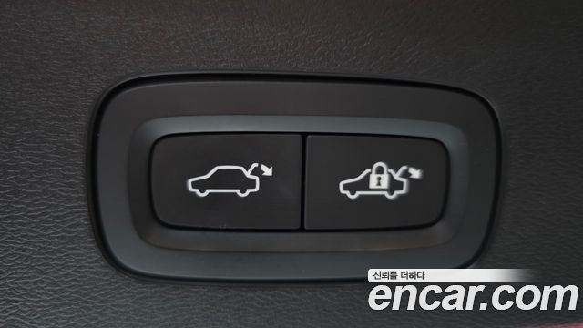 Volvo V60 2021 — photo 27