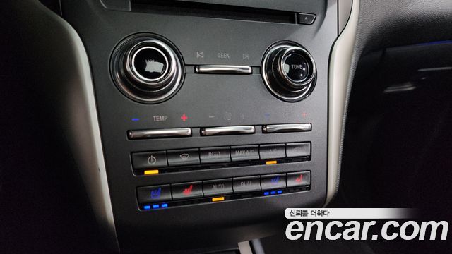 Lincoln MKC 2017 — photo 31