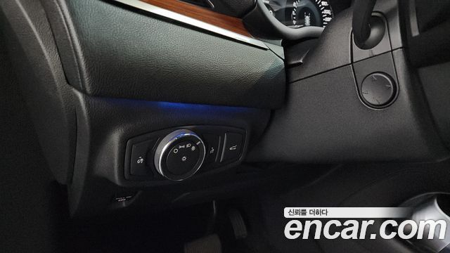 Lincoln MKC 2017 — photo 35