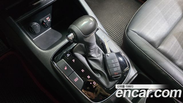 Kia K3 2017 — photo 9