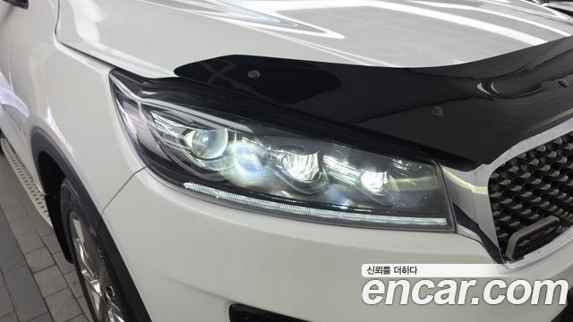 Kia Sorento 2017 — photo 8