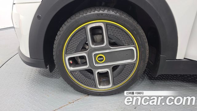Mini Cooper 2024 — photo 5
