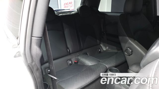 Mini Cooper 2024 — photo 18