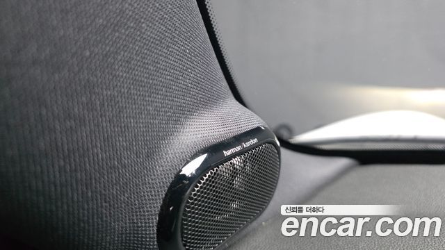 Mini Cooper 2024 — photo 27