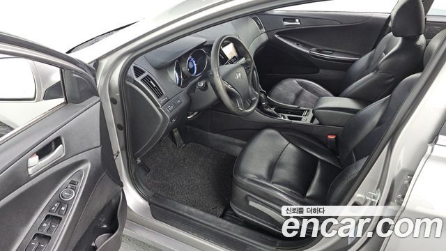 Hyundai Sonata 2014 — photo 10