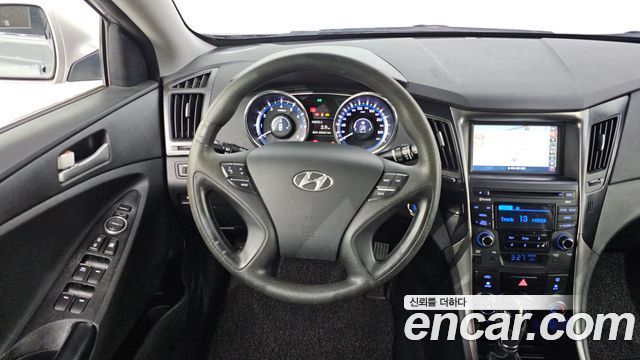 Hyundai Sonata 2014 — photo 12