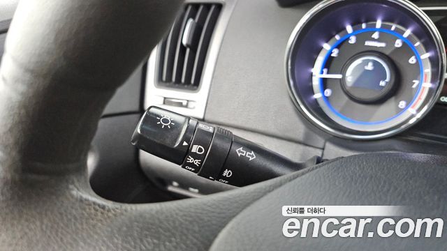 Hyundai Sonata 2014 — photo 15