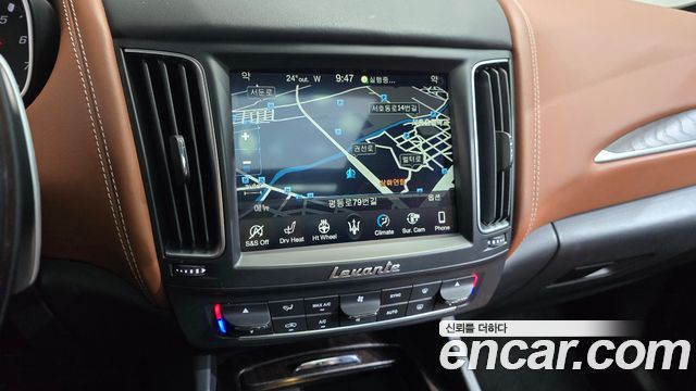 Maserati Levante 2018 — photo 18