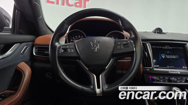 Maserati Levante 2018 — photo 19