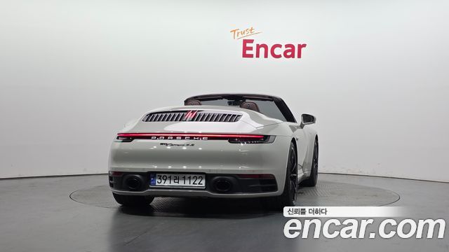 Porsche 911 2023 — photo 4