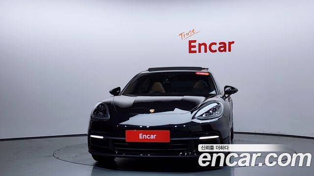 Porsche Panamera 2018 — photo 3
