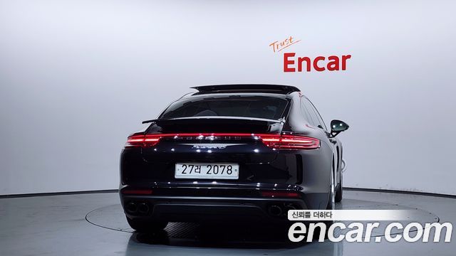 Porsche Panamera 2018 — photo 4