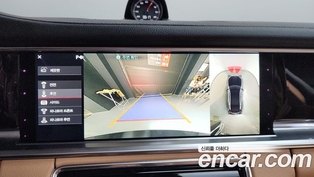 Porsche Panamera 2018 — photo 20