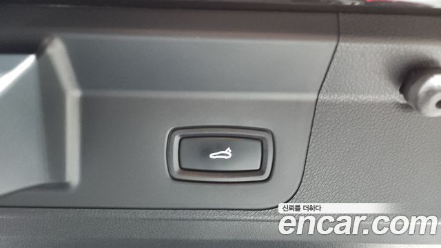 Porsche Panamera 2018 — photo 23