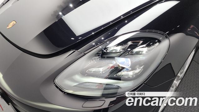 Porsche Panamera 2018 — photo 8