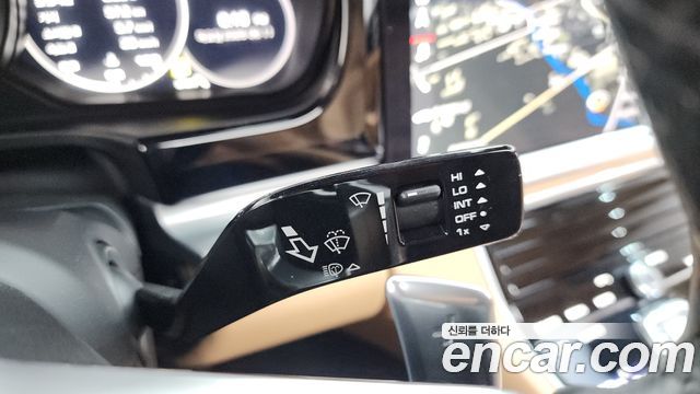 Porsche Panamera 2018 — photo 30