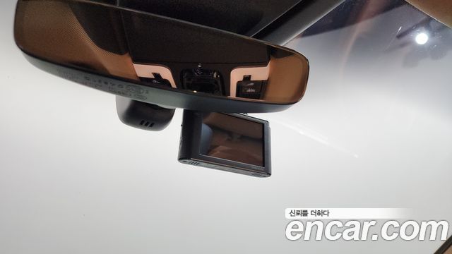 Porsche Panamera 2018 — photo 35