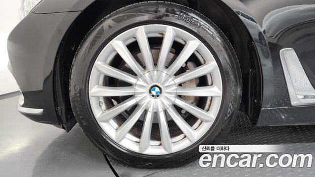 BMW 7-Series 2016 — photo 5