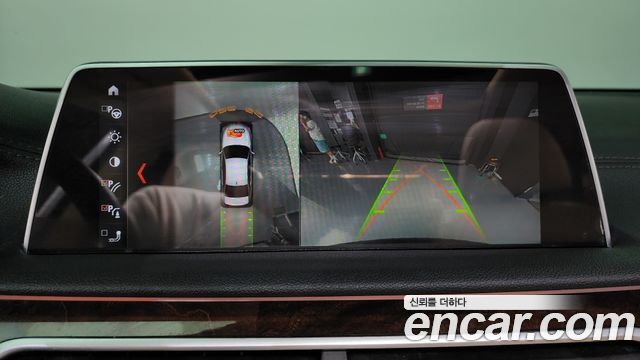 BMW 7-Series 2016 — photo 15