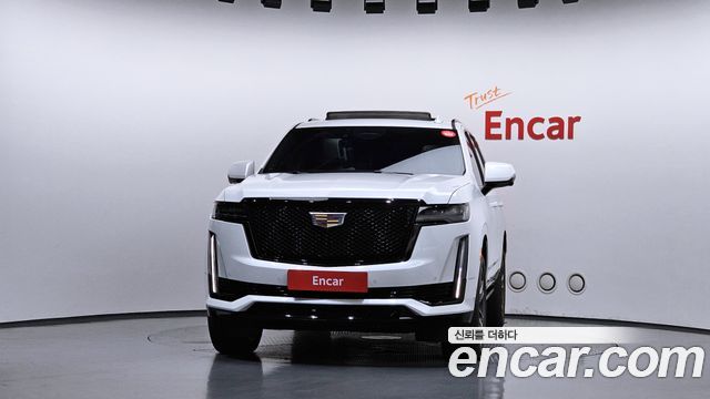 Cadillac Escalade 2023 — photo 3