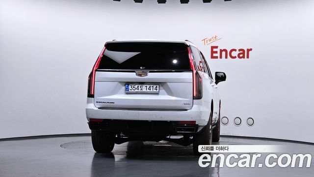 Cadillac Escalade 2023 — photo 4